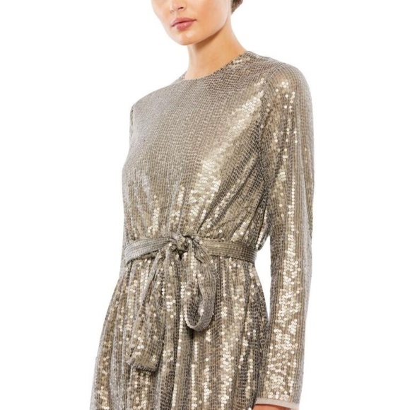 NWT Mac Duggal Sash Belt Long Sleeve Dress - size 4 - Picture 3 of 6